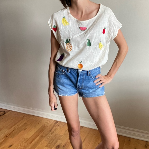 Levis 501 Cut Off Jean Shorts - Picture 2 of 14